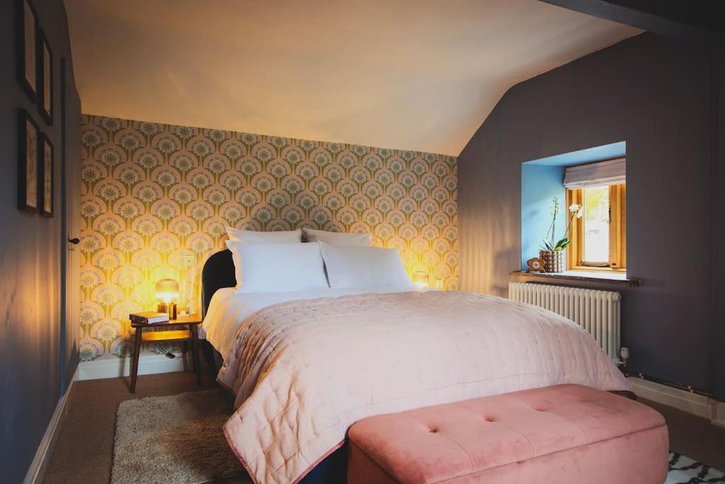 River Cottage, A Luxurious And Cosy Riverside Cottage For Two Welshpool Ngoại thất bức ảnh